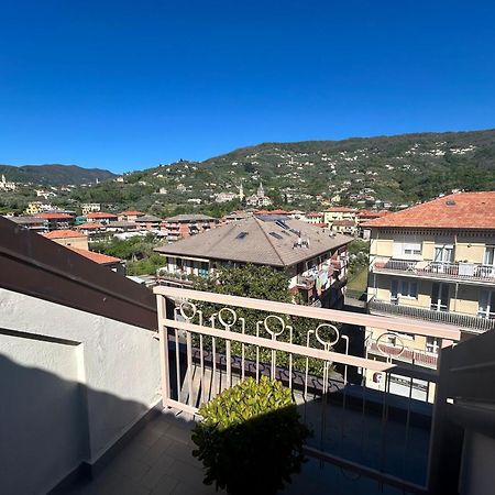 Apartamento La Casa Sul Tetto Cogorno Exterior foto