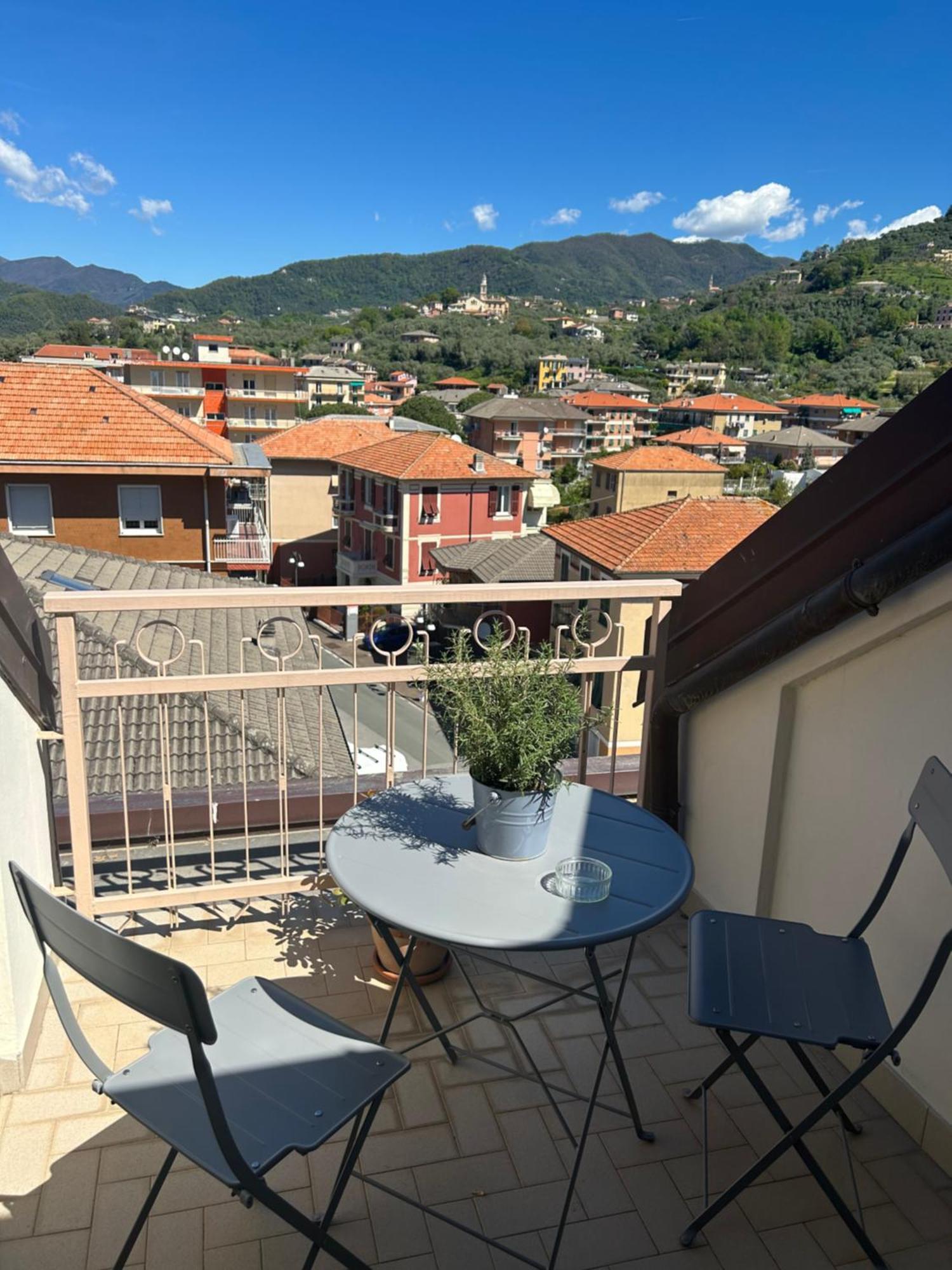Apartamento La Casa Sul Tetto Cogorno Exterior foto
